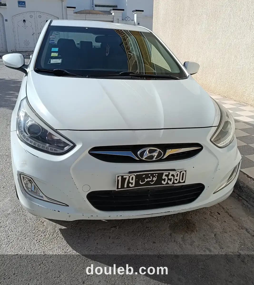 Hyundai accent - Miniature 2