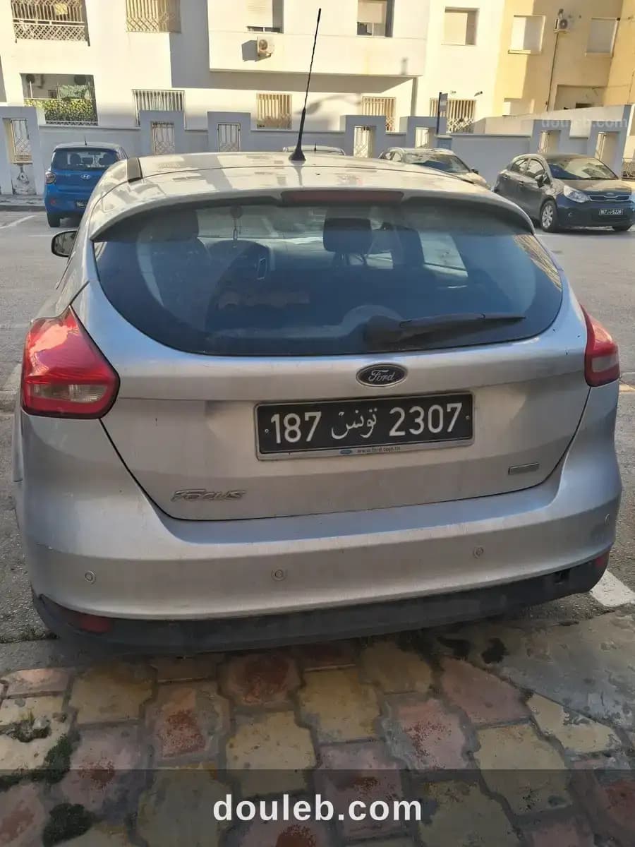 Ford focud deuxiéme main - Miniature 3