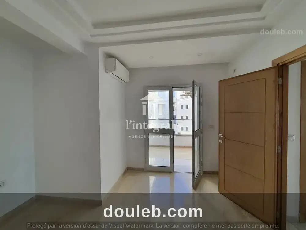Superbe appartement s2 avec vue imprenable - Miniature 4
