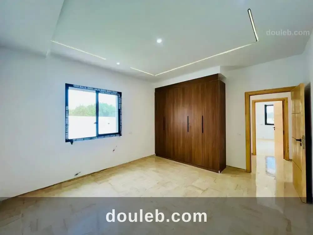 V600 villa yanis p - Miniature 4