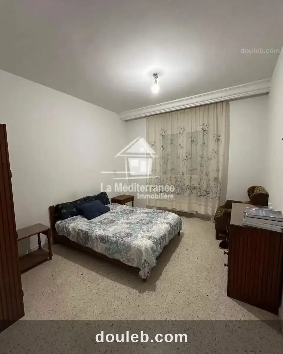 Un appartement s2 au bardo - Miniature 2