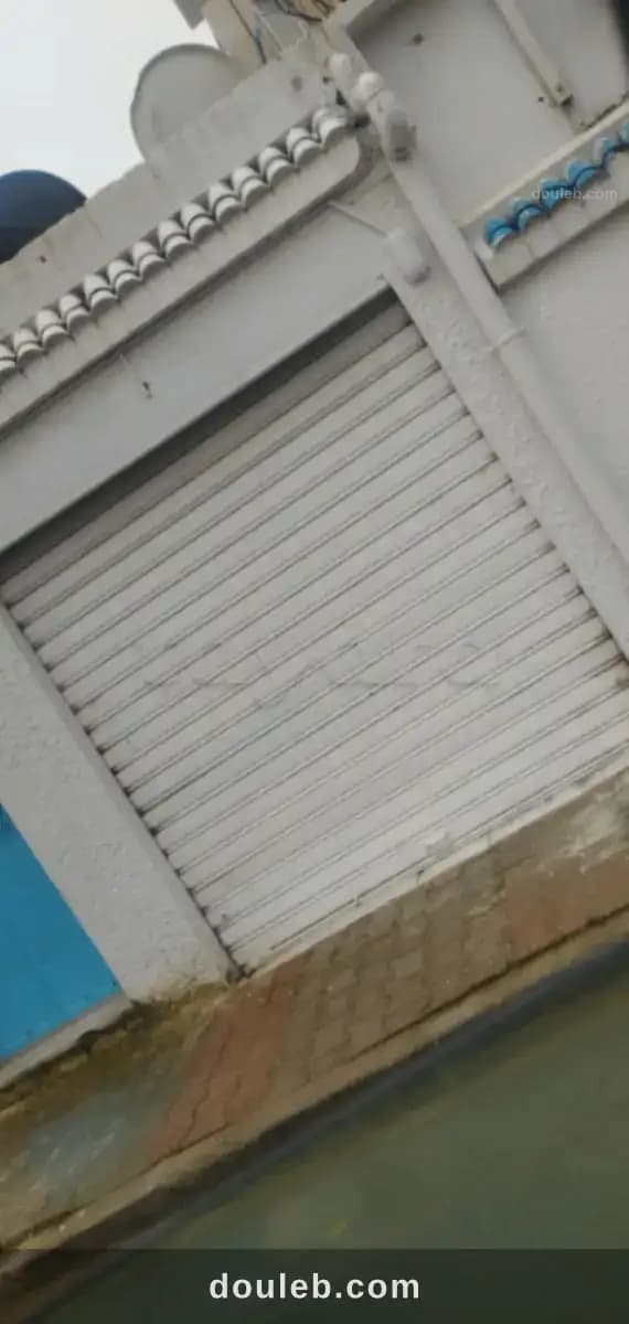 Dépôt prés marché municipal à Ariana