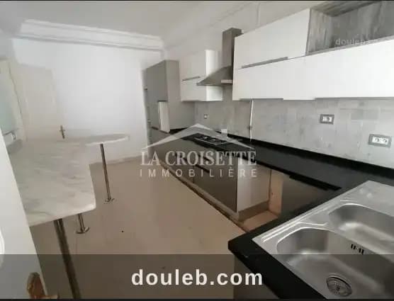 Triplex s5 vide ou meublé à la marsa mtrl0087 - Miniature 3