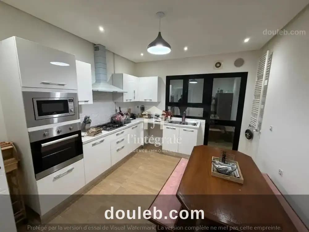 Appartement s3 meublé de très haut standing à Ariana