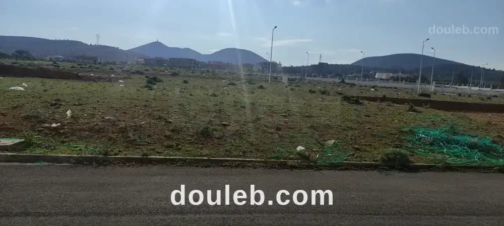 Beau terrain afh sidi thabet - Miniature 2