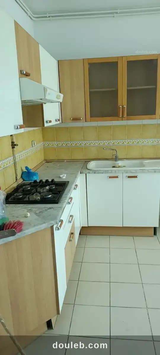 Un appartement s2 à ennasr 2 - Miniature 3