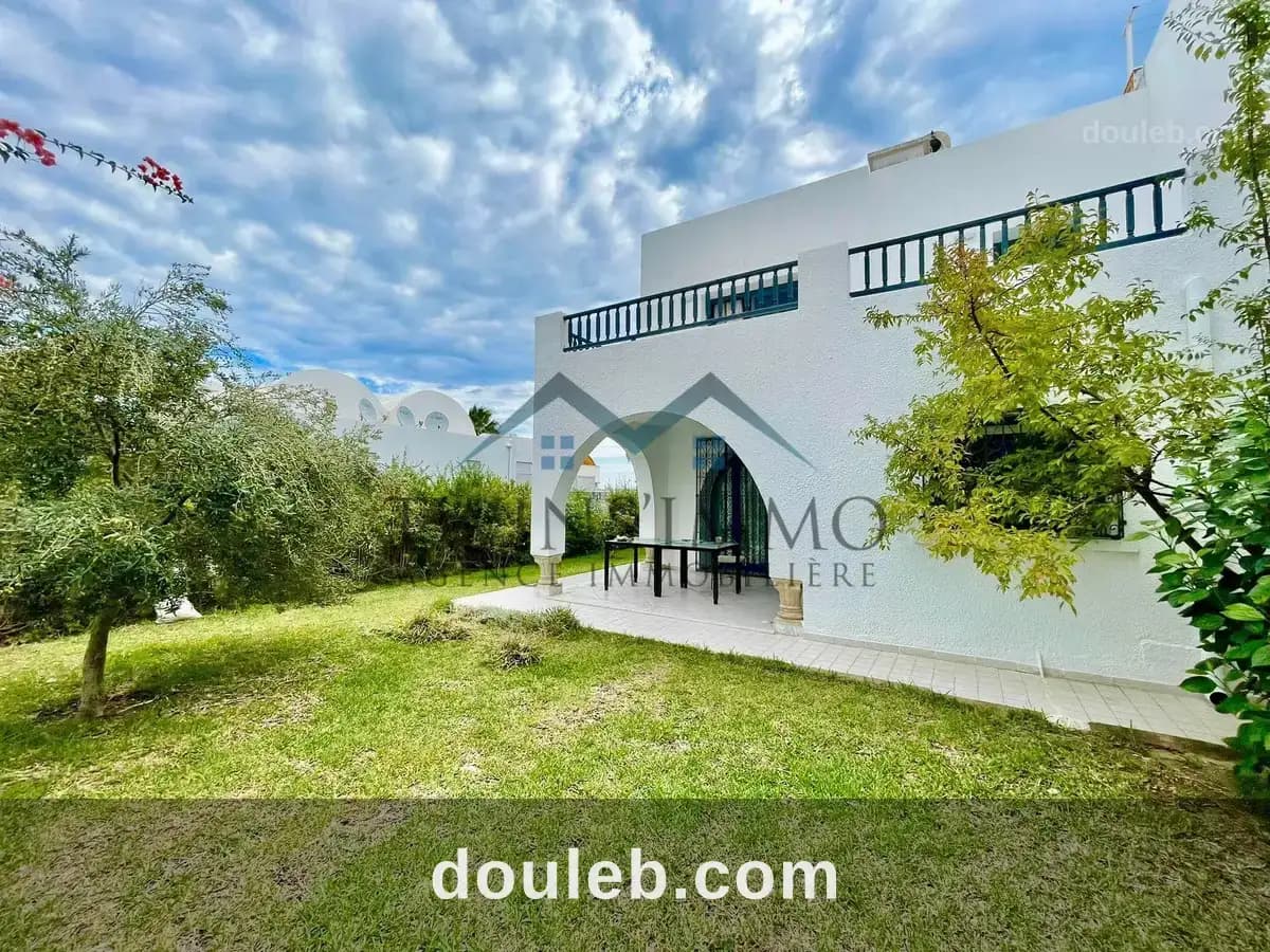 Duplex s3 meublé à gammarth à Tunis