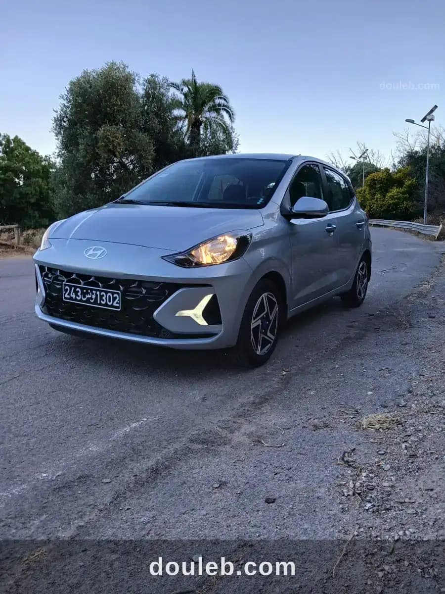 Hyundai grande i10 - Miniature 3