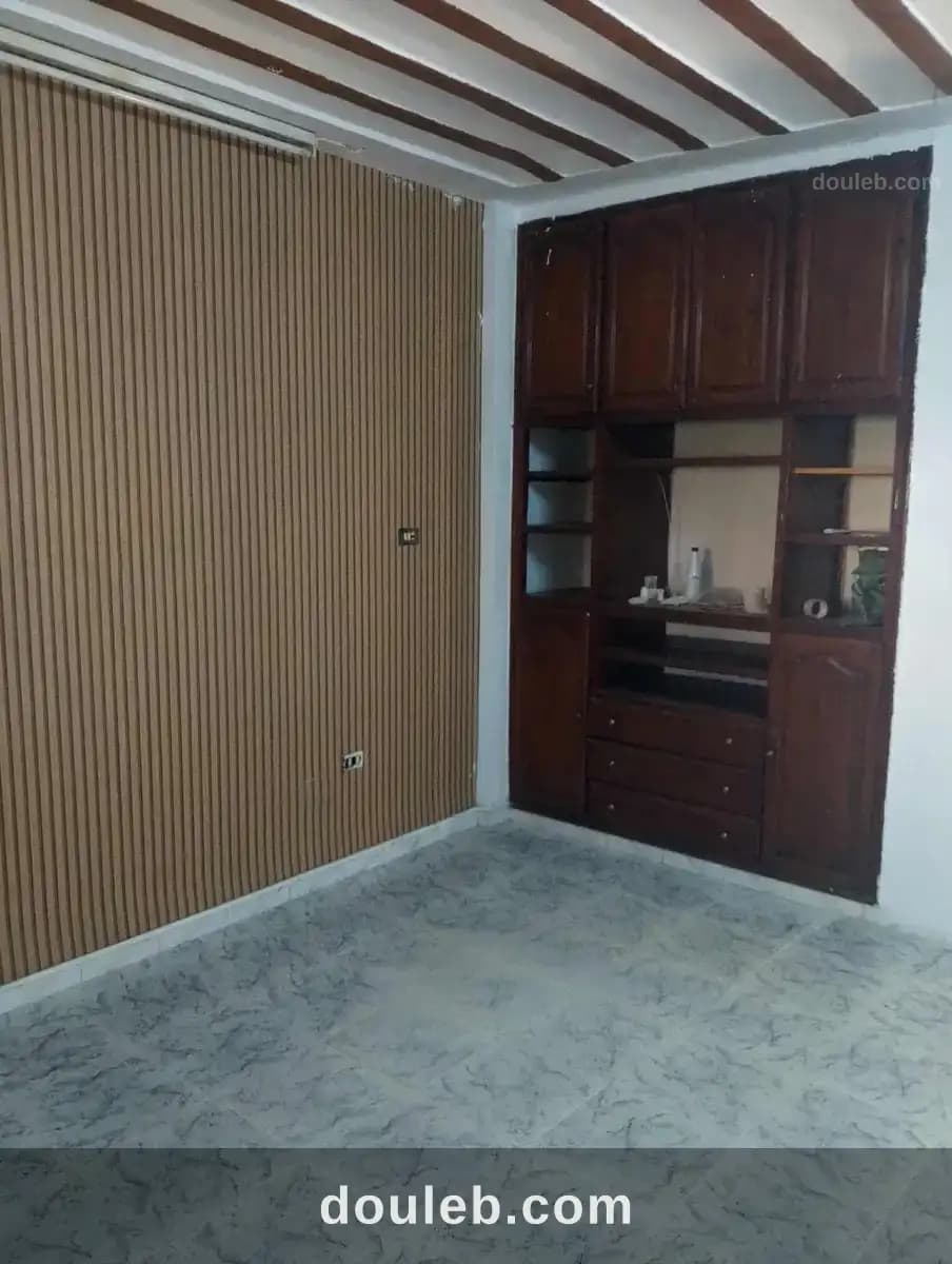 S plus 2 avec terasse au bardo pour famille à Tunis