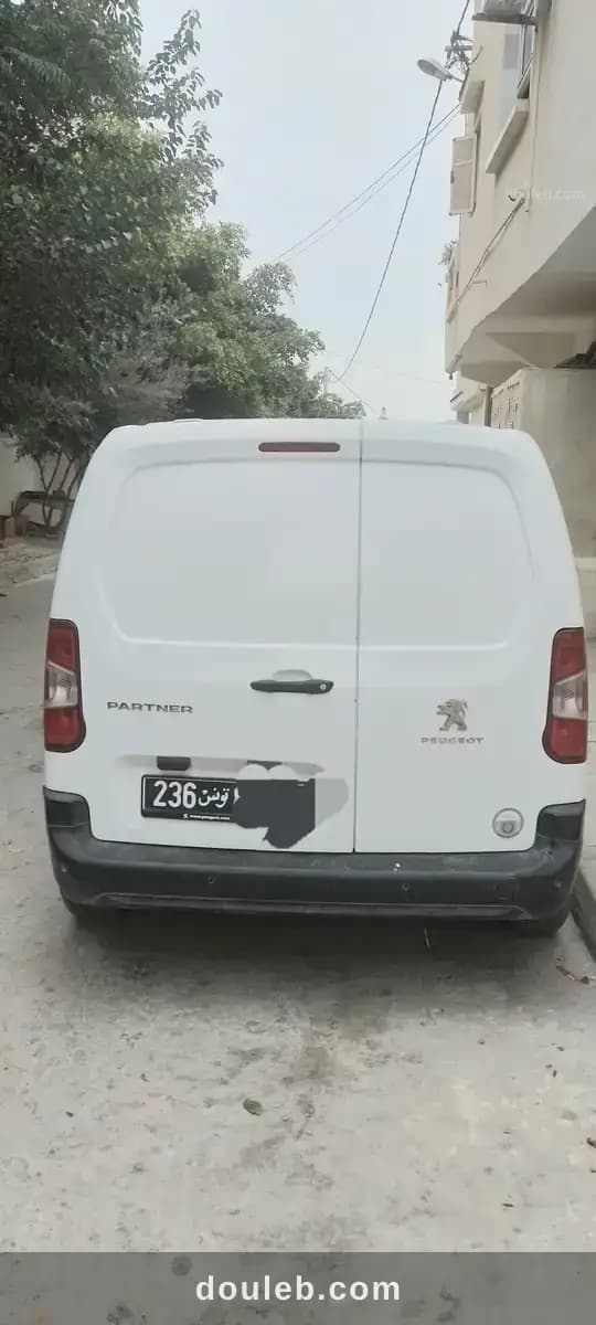 Peugeot partner k9 - Miniature 3