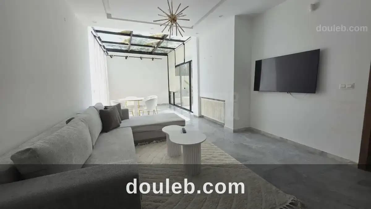 Rdc s2 avec jardin - Miniature 2