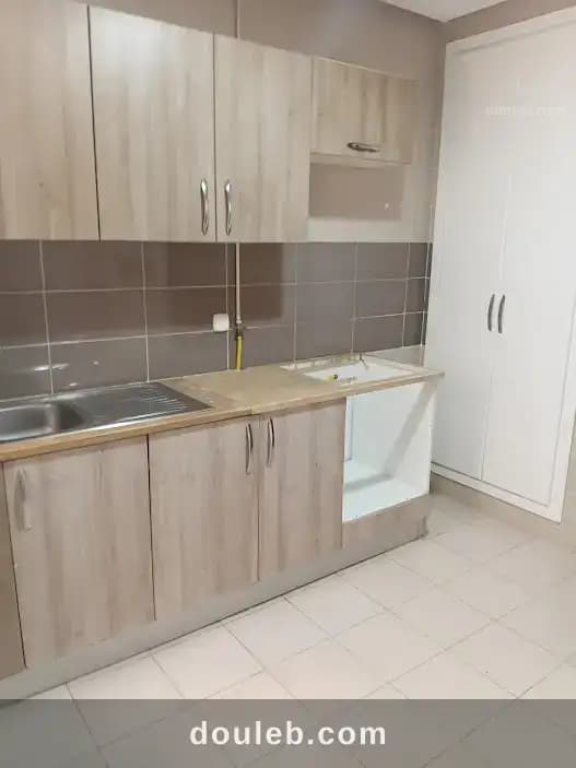 Appart rdc residence elbousten bor louzir - Miniature 3