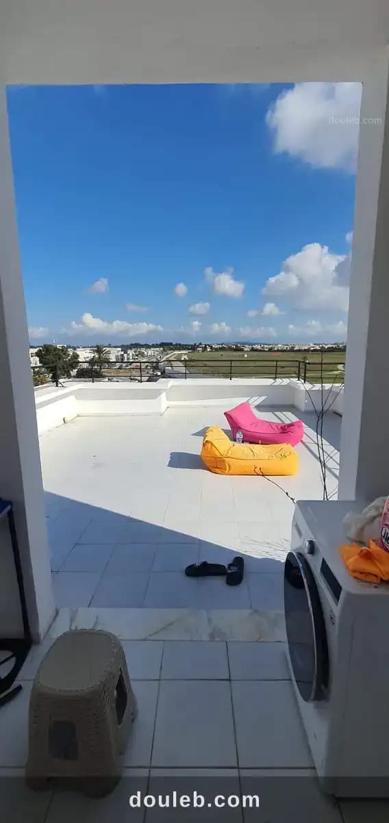 Penthouse luxueux disponible a partir du 1er aout - Miniature 3