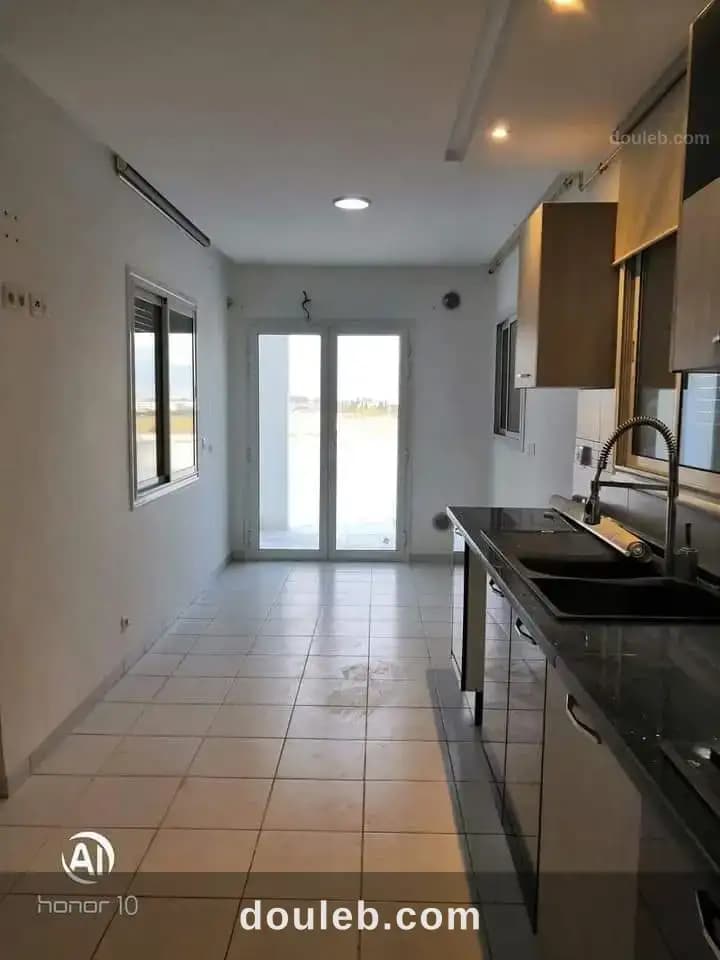 Penthouse luxueux disponible a partir du 1er aout - Miniature 4
