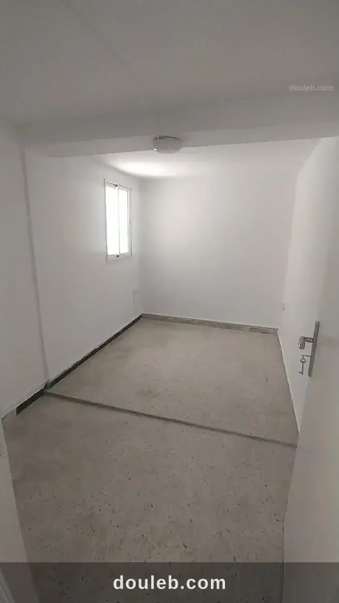 Studio pour ètudiant e ou fonctionnaire - Miniature 2