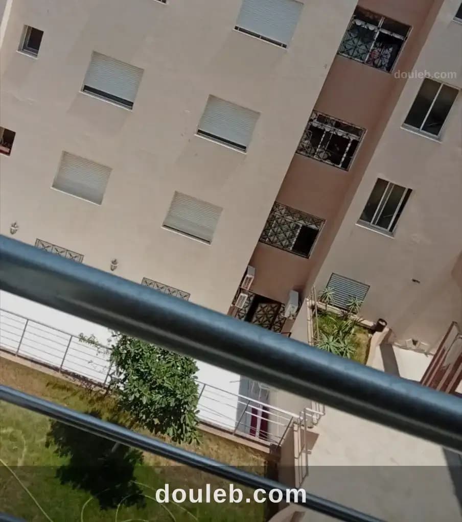 Meublé s2 à l'année clinique amilcar à Ariana