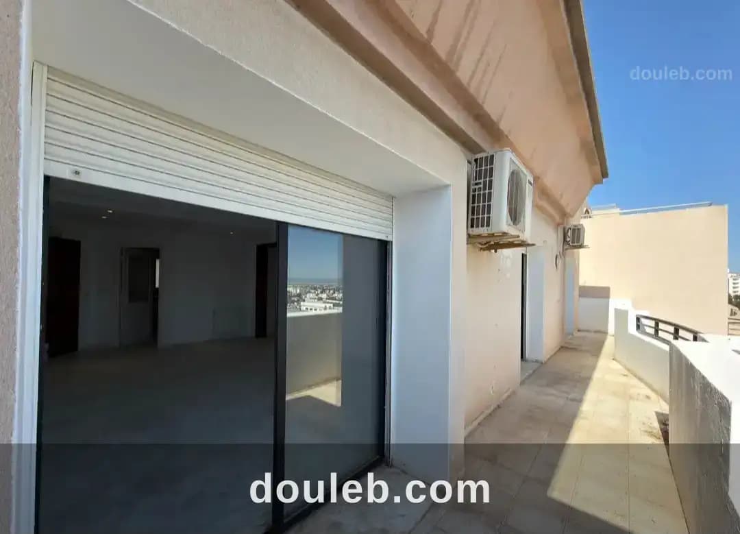 Appartement s plus 3 a ennasr 2 à Ariana