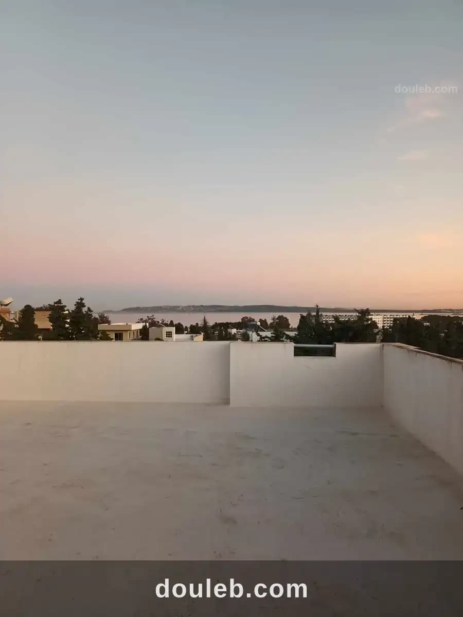 Bel appartement neuf à corniche bizerte à Bizerte