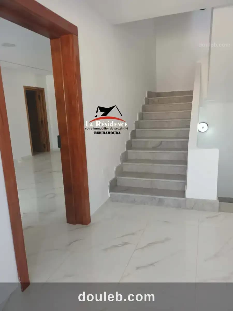 Un superbe appartement à corniche bizerte - Miniature 3