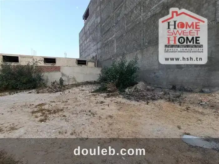 Terrain villa merihen au bhar lazreg à Tunis