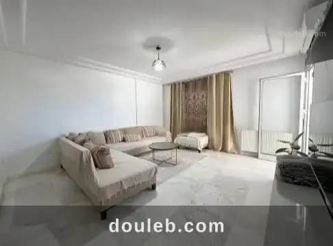 Ennasr 2 joli appartement s3 avec terrasse à Ariana