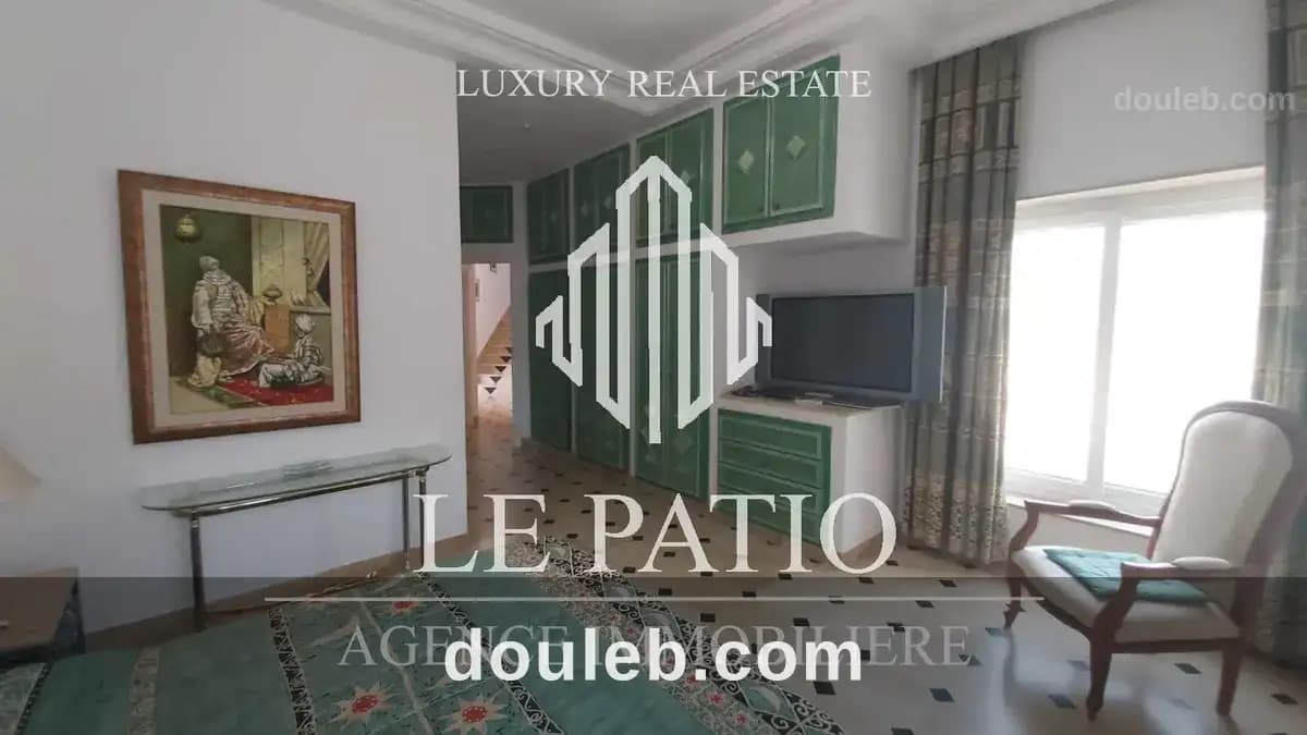 Villa meublé avec piscine a la marsa - Miniature 5