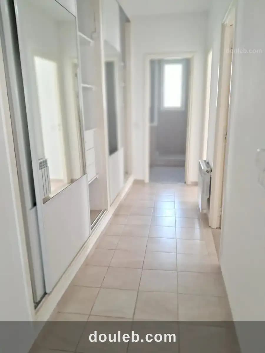 Menzah 7 joli étage villa s2 bien situé - Miniature 2