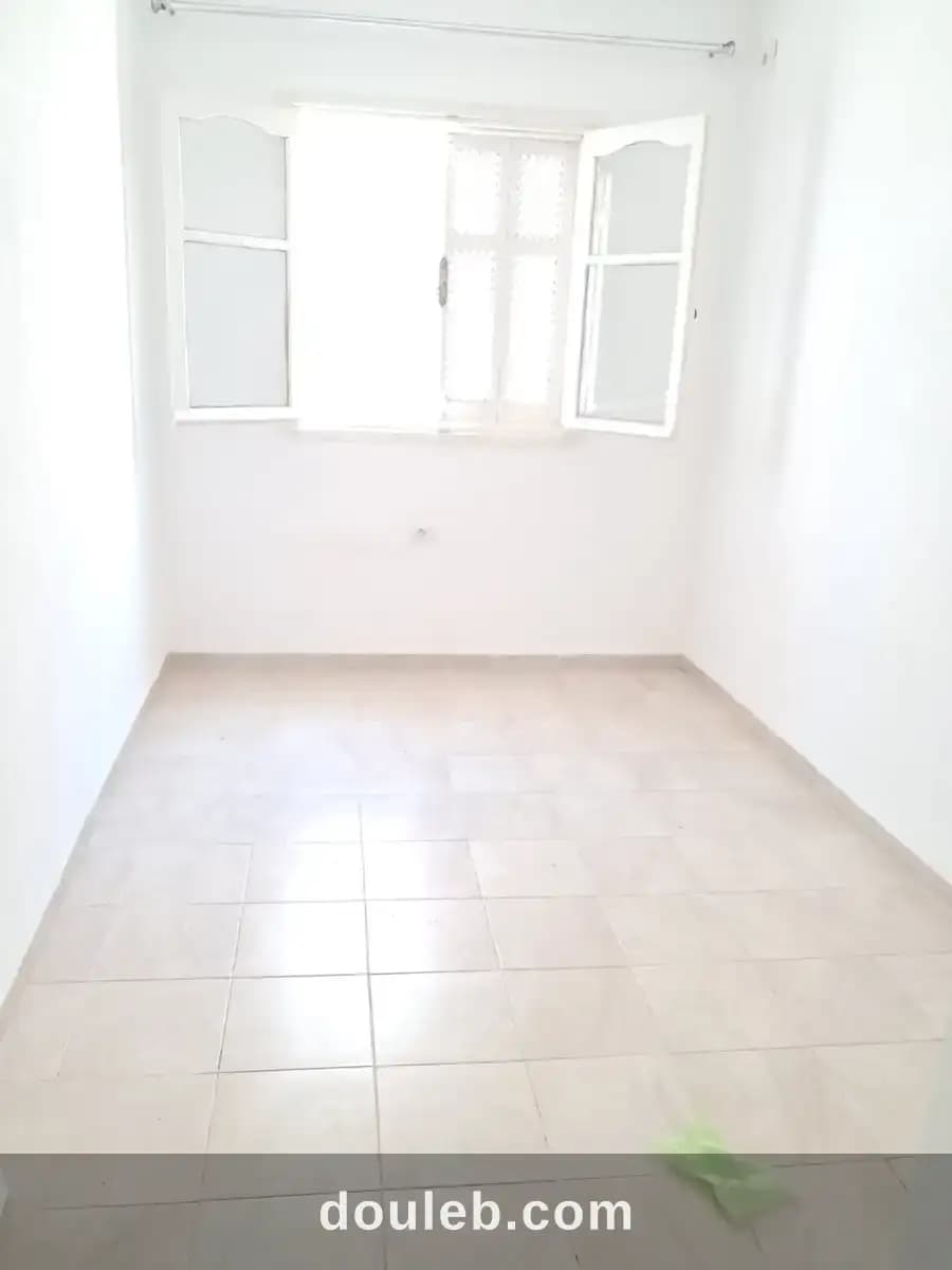 Menzah 7 joli étage villa s2 bien situé - Miniature 3