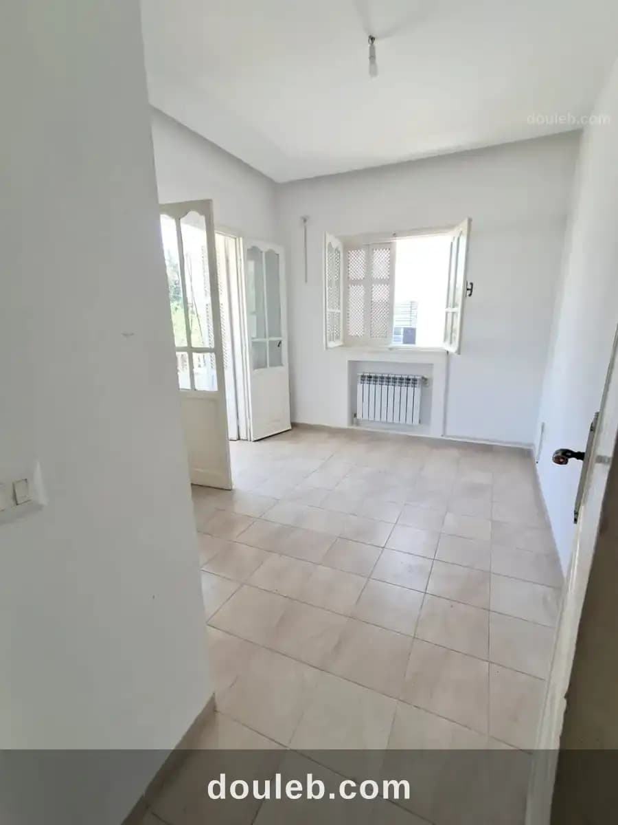 Menzah 7 joli étage villa s2 bien situé - Miniature 5