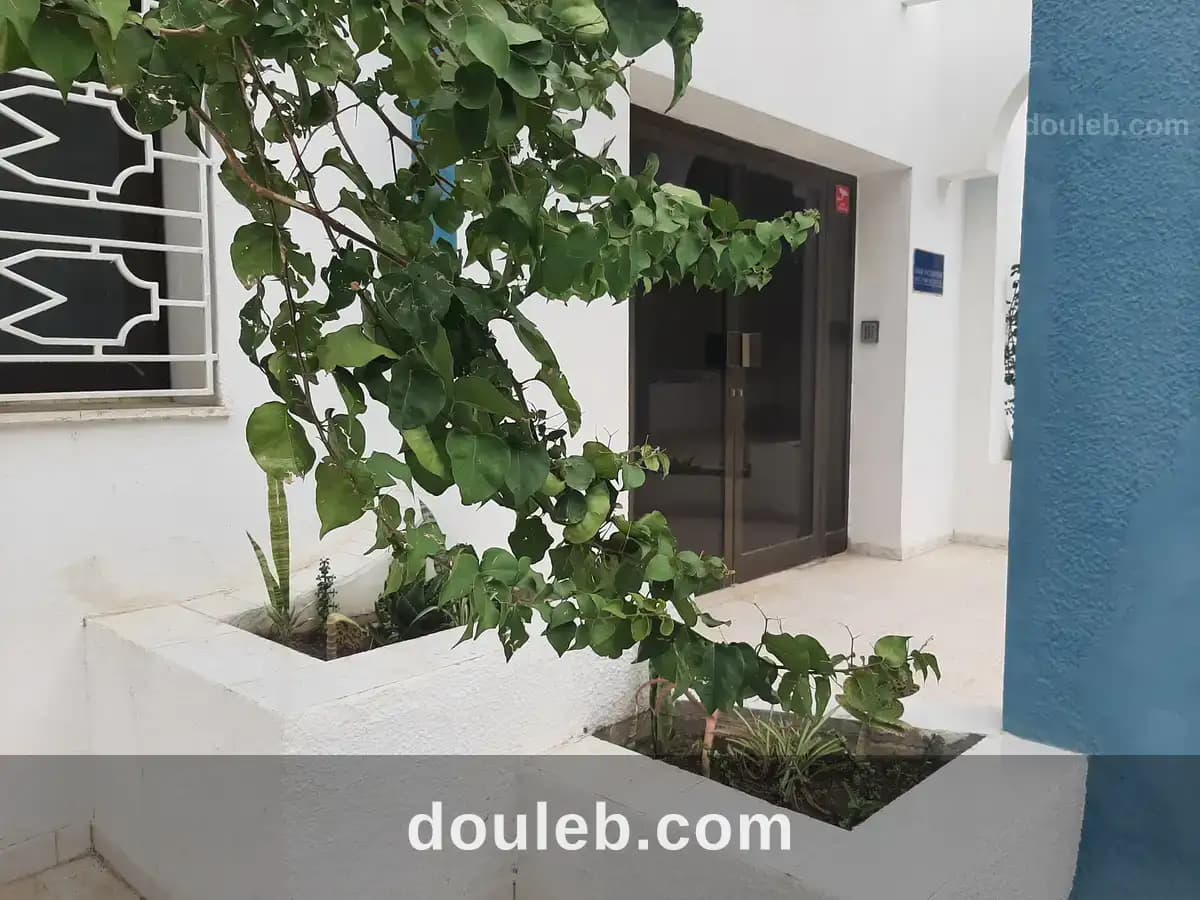 Bureaux s3 avec parking centre urbain nord à Tunis