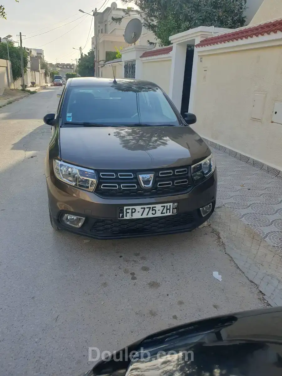 Dacia sandero toutes options moteur 0 9 tce