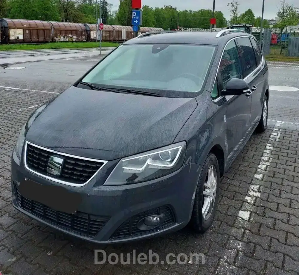 Seat alhambra avec 7 places et puissance 9