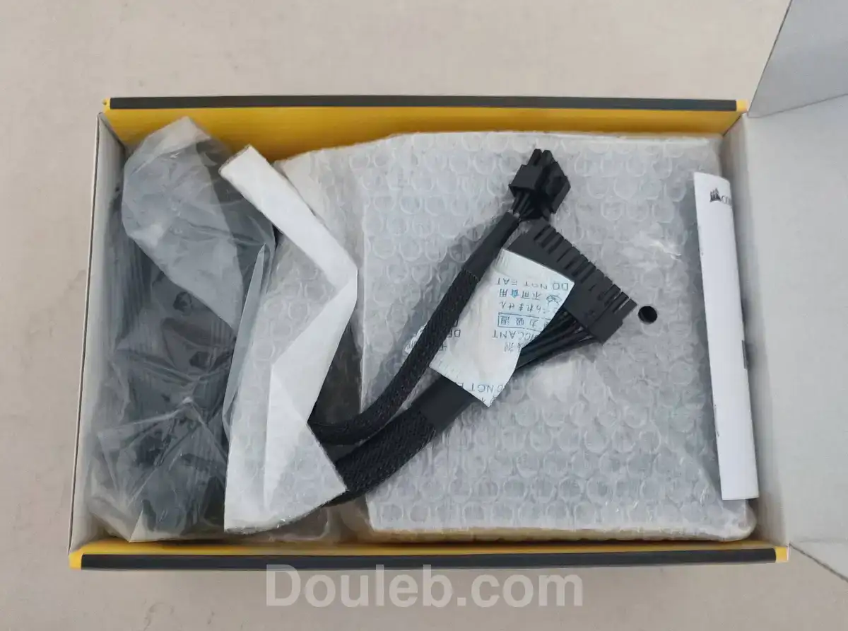 Boite d'alimentation corsair cx550m