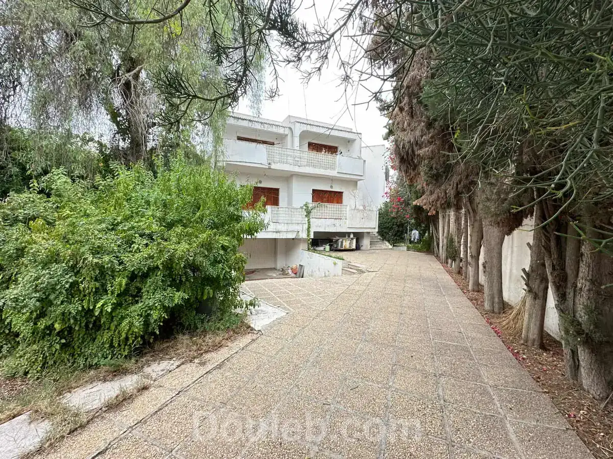 Villa 9 pièces usg bureau manar 3