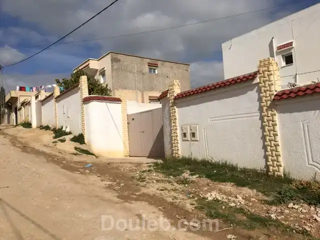 Terrain de coin avec belle vue