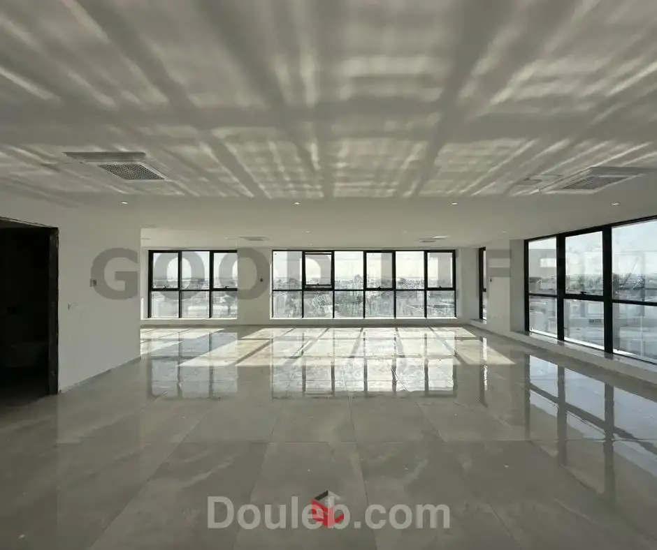 Open space avec vue sur lac au lac2